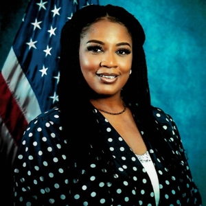 Tynekia McQueen headshot.