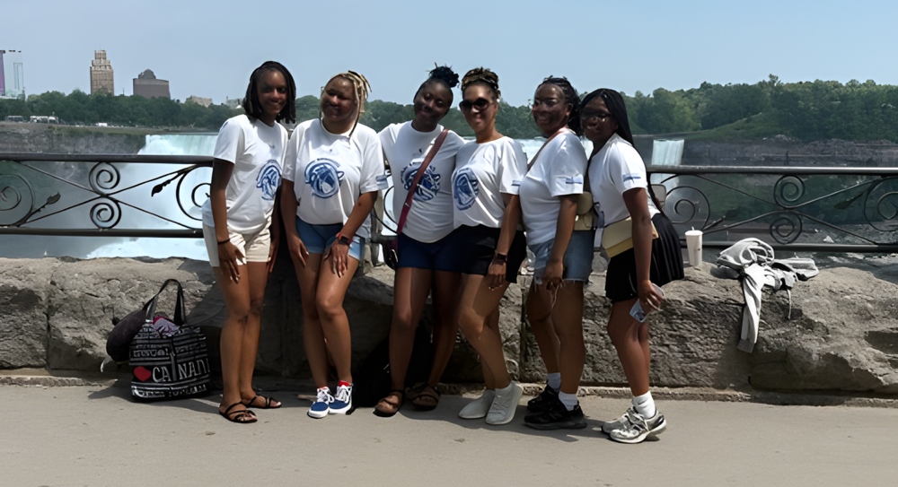 FSU Students at Niagra Falls